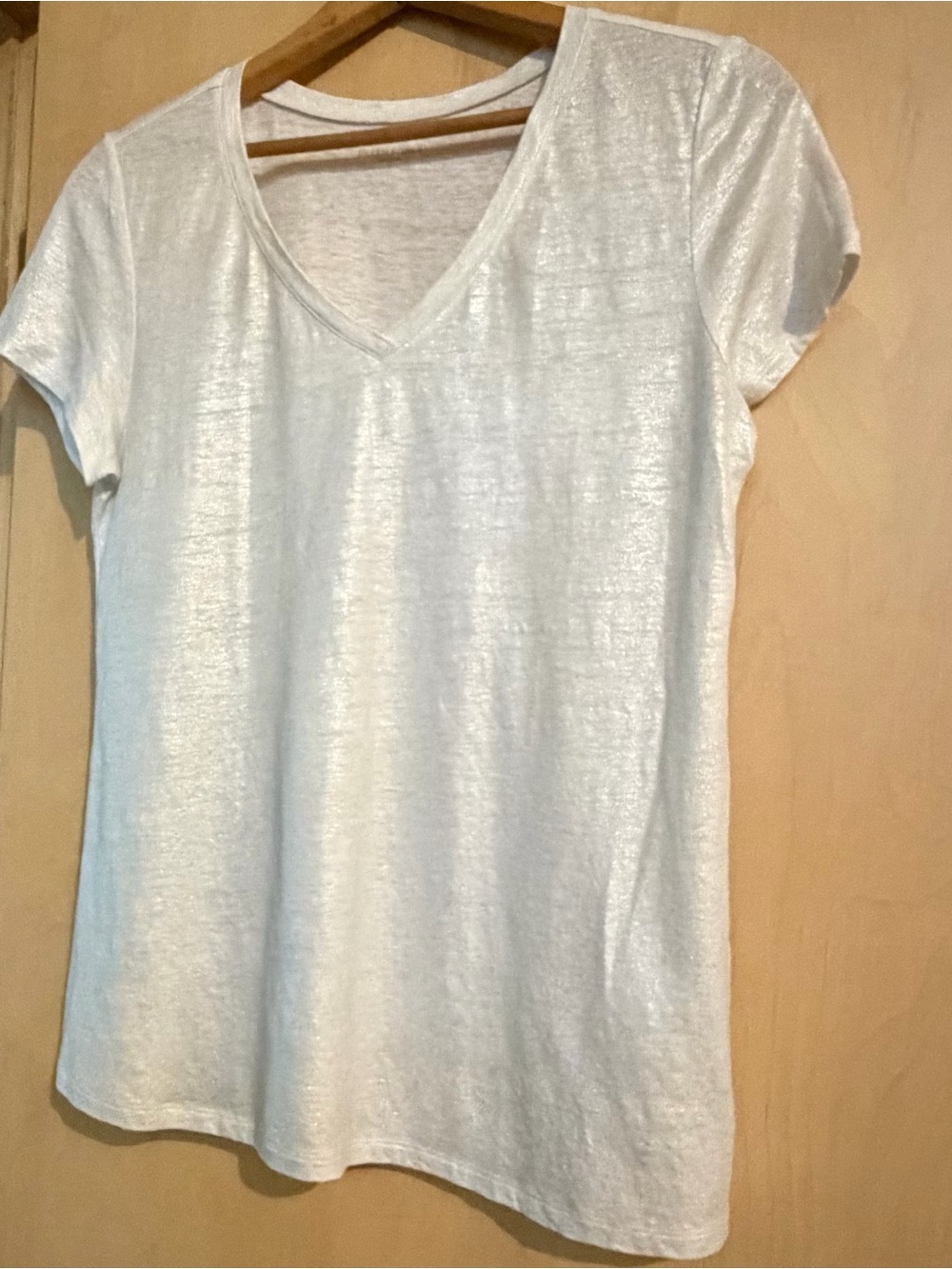 Eileen Fisher Sz S white/platinum linen v neck tee tunic in very good condition.